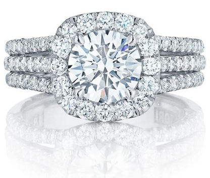 Luxury Diamond Ring